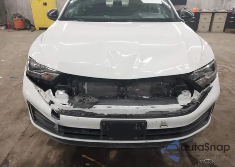 2024 Volkswagen Jetta 1.5T Sport z USA, uszkodzony, nr VIN 3VWAM7BU5RM040227